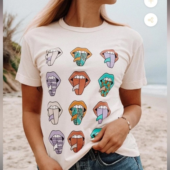 HerWaves | classic Tee rolling single quiver surf surfboard beach  Sz M - Picture 1 of 4